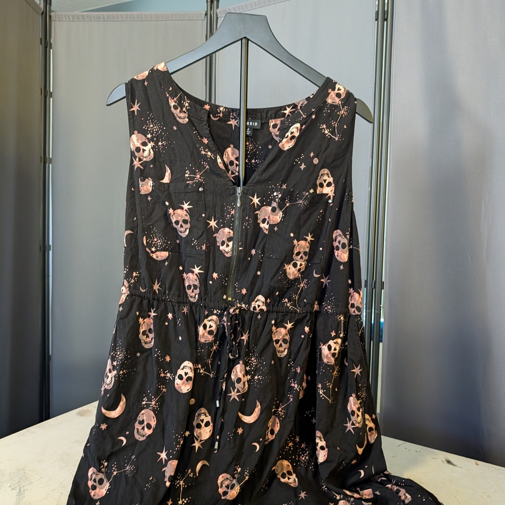 Torrid Black Dress with Pink Celestial Skull Pattern 2 Sleeveless - Picture 10 of 10